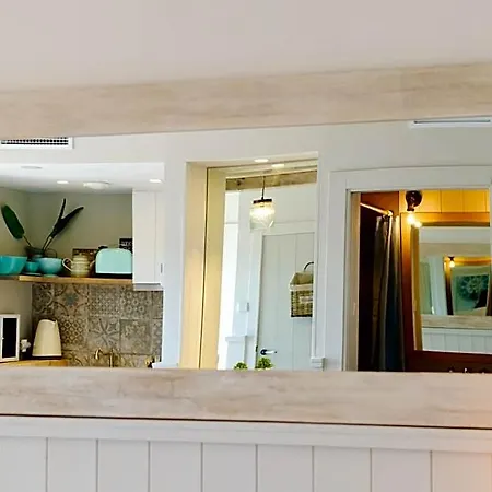 The House & Hotel 3*